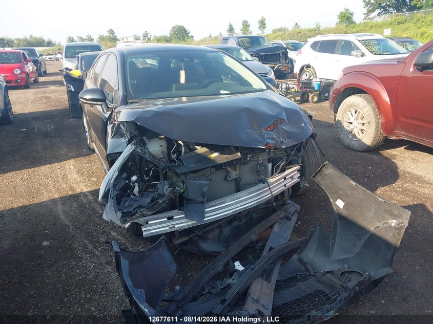 2020 Toyota Corolla Le, Front, IAAI, VIN 5YFBPRBE3LP136327