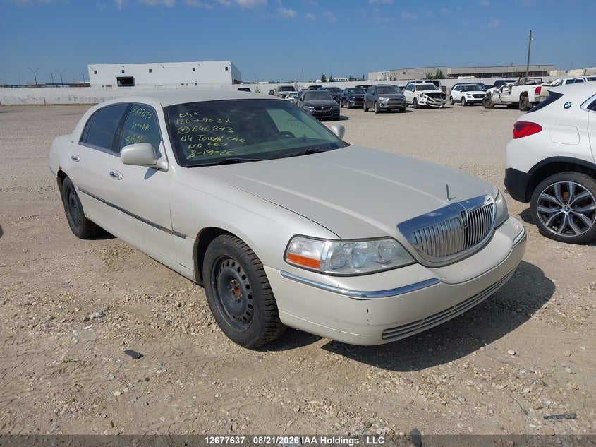2004 Lincoln Town Car Ultimate, Благотворительность, IAAI, VIN 1LNHM83W94Y646873