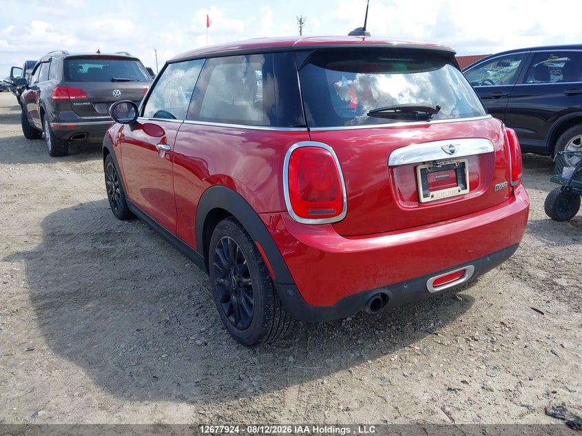 Vin: wmwxp5c58g2d13973, lot: 3081797, mini 3 door cooper 20163