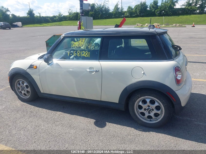 2013 MINI COOPER HATCHBACK 1.6L I-4 DOHC, VVT, 121HP