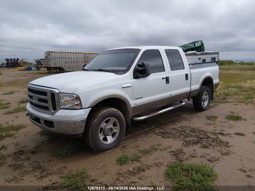 2007 Ford F350, Theft Recovery, IAAI, VIN 1FTWW31P57EB26745 — photo 2