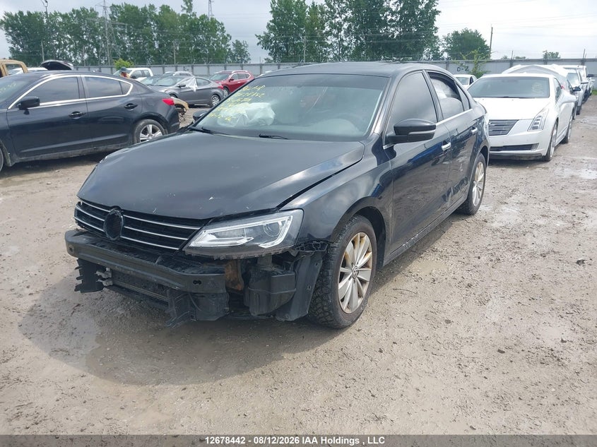 2015 Volkswagen Jetta, Front, IAAI, VIN 3VW2K7AJ3FM411009 — photo 2