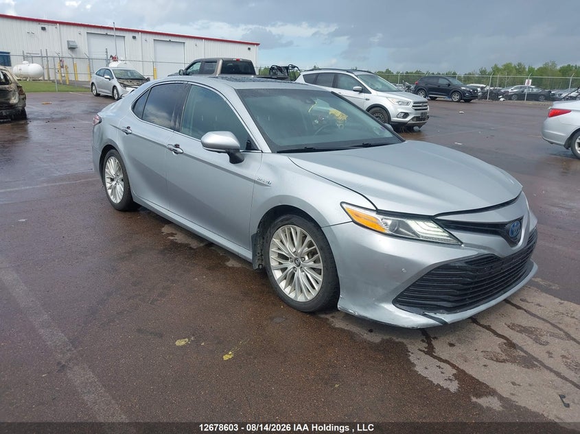2018 Toyota Camry Hybrid/Le/Xle/Se, Rear, IAAI, VIN 4T1B21HK3JU500318