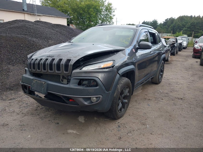 2017 Jeep Cherokee Trailhawk, Front, IAAI, VIN 1C4PJMBS7HW648512 — photo 2