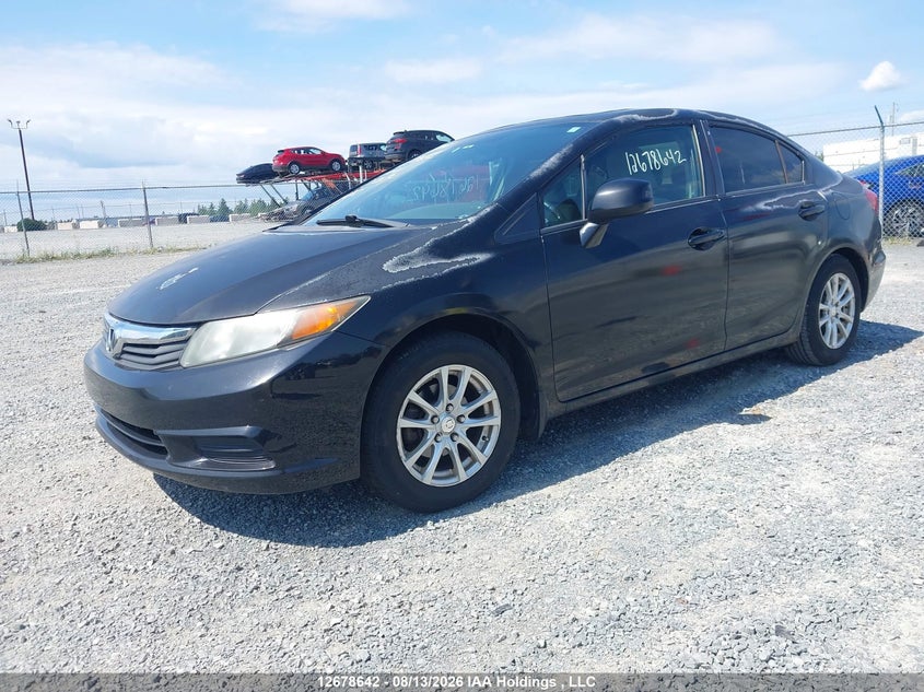 2012 Honda Civic, Благотворительность, IAAI, VIN 2HGFB2E56CH052674 — фото 2