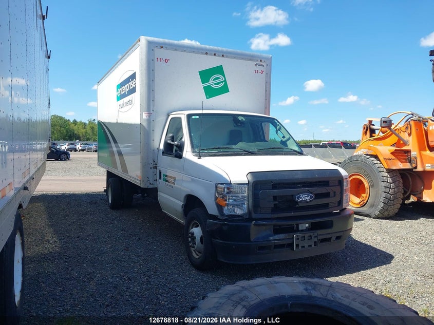 2026 Ford Econoline VIN 1FDWE4FN4TDD10862