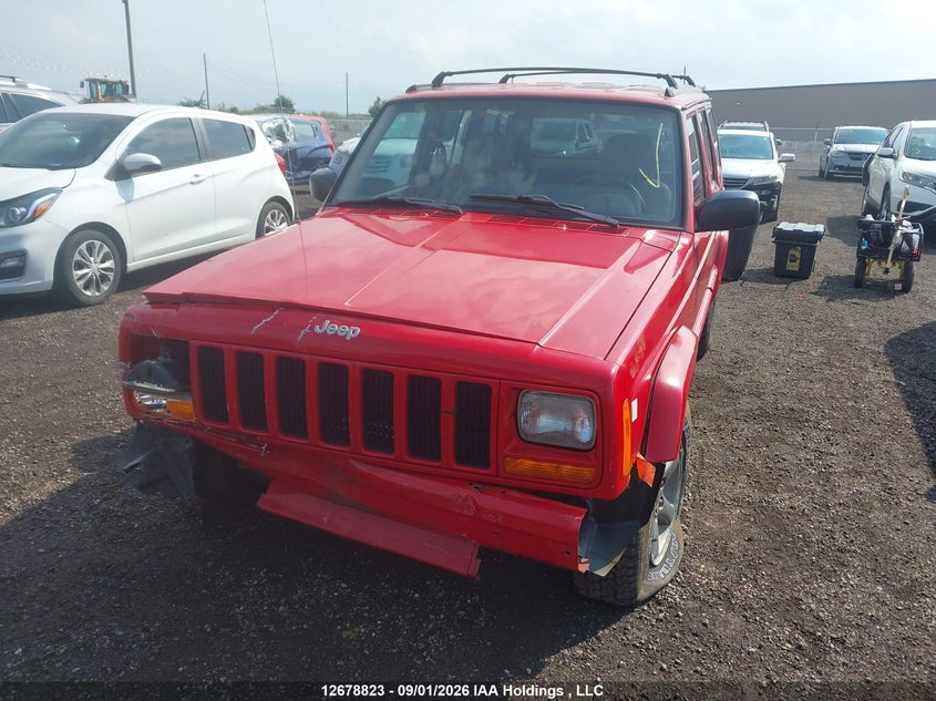 1998 Jeep Cherokee, Front, IAAI, VIN 1J4FJ68S0WL219493 — photo 2
