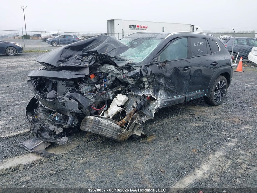 2025 Mazda CX-50, Front, IAAI, VIN 7MMVAADW0SN110799 — photo 2
