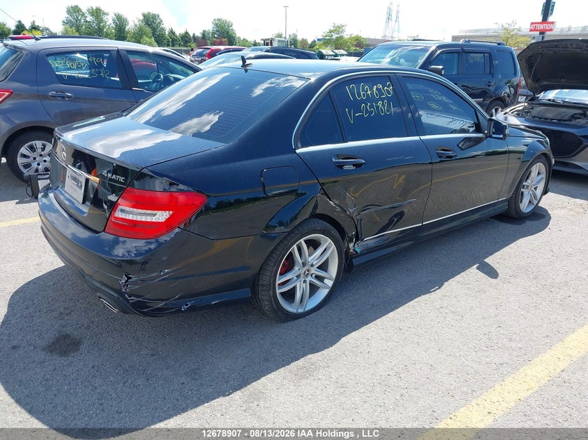 Vin: wddgf8abxeg251821, lot: 3082825, mercedes-benz c 300 4matic 20144