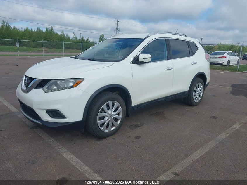 2016 Nissan Rogue, Right Side, IAAI, VIN 5N1AT2MT9GC733079 — photo 2