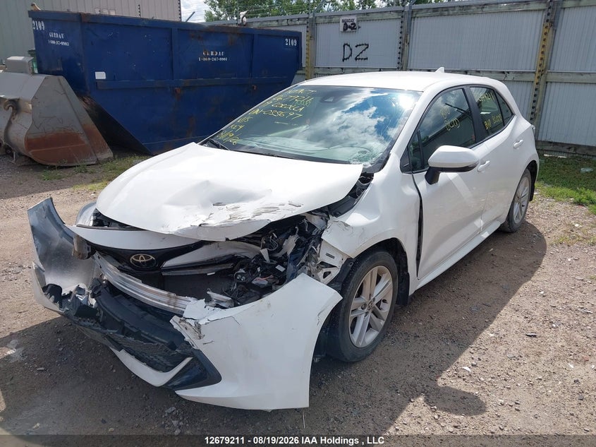 2019 Toyota Corolla, Front, IAAI, VIN JTNK4RBE8K3035697 — photo 2