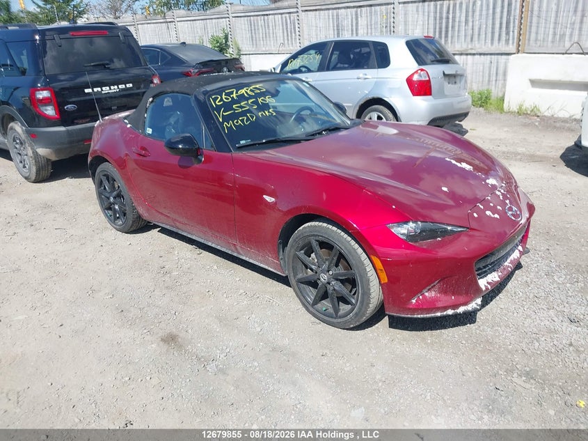 2023 Mazda Mx-5 Miata, Повреждение салона, IAAI, VIN JM1NDAC71P0555106