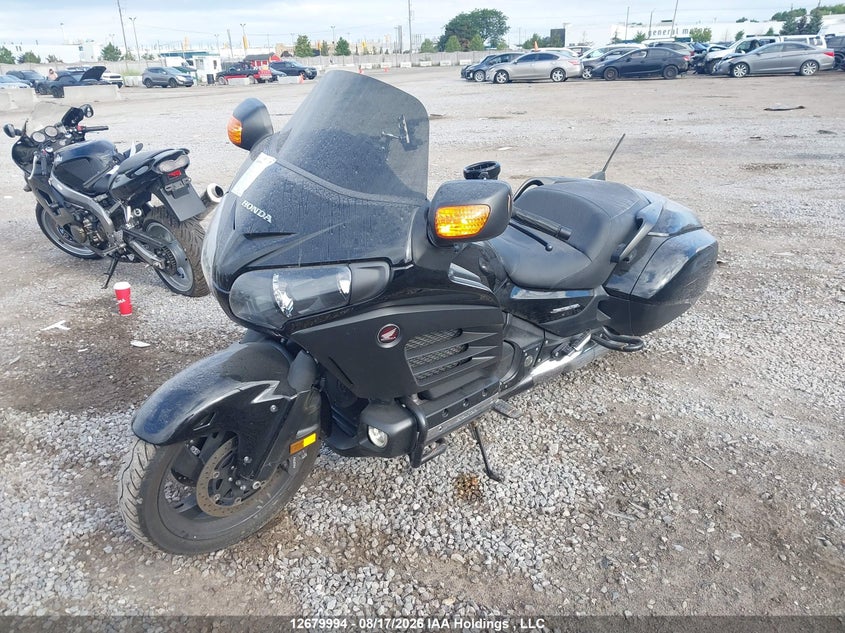 2013 Honda —, Left Side, IAAI, VIN JH2SC6811DK000705 — photo 2