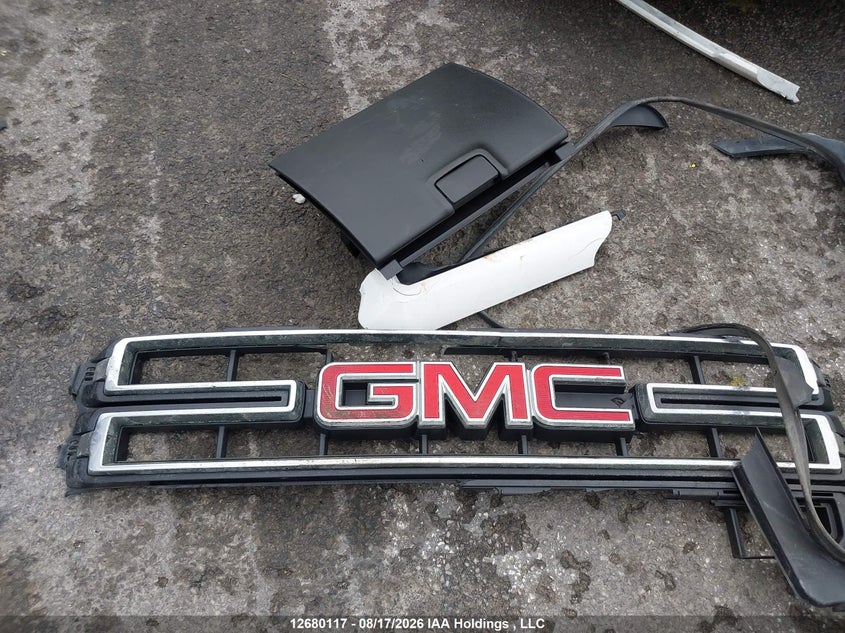 2017 GMC SIERRA PICKUP 5.3L V-8 DI, VVT, 355HP