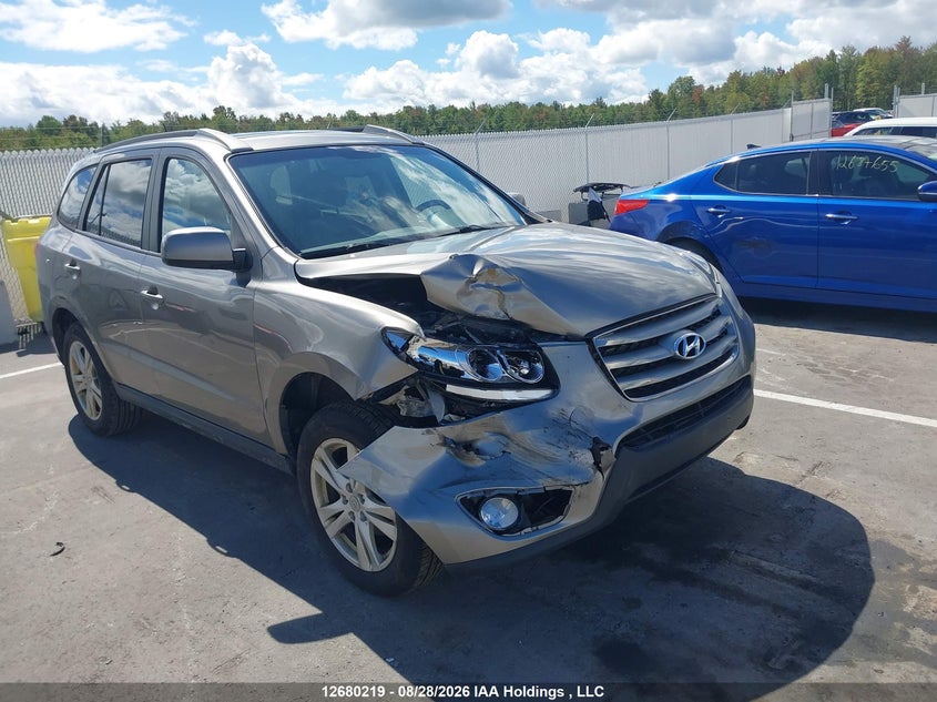 2012 Hyundai Santa Fe Gls, Удар спереду, IAAI, VIN 5XYZGDAG7CG112606