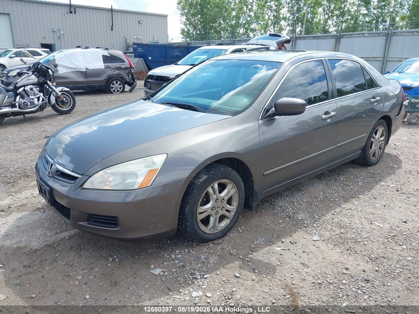 2007 Honda Accord Ex-L/Se, Rear, IAAI, VIN 1HGCM56797A813605 — photo 2