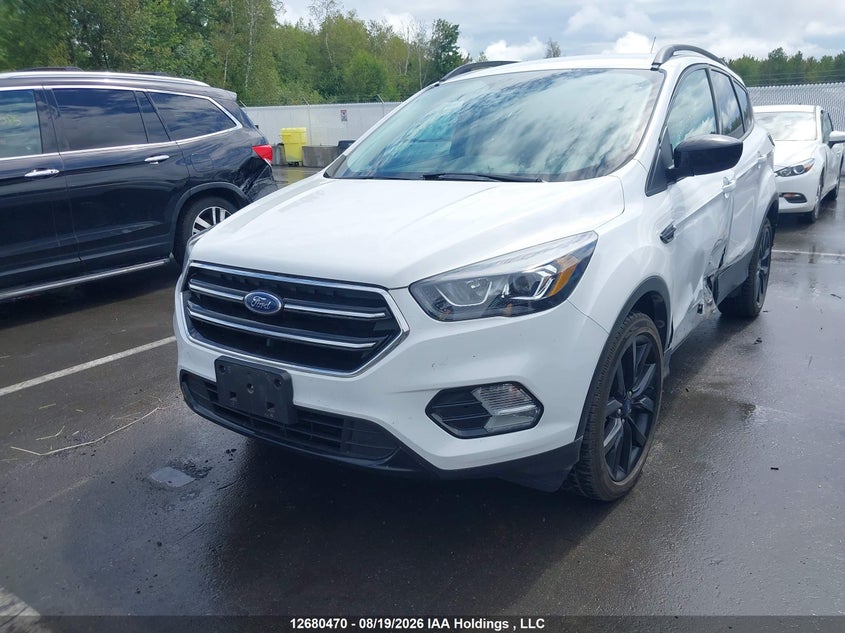 2018 Ford Escape, Левый бок, IAAI, VIN 1FMCU9GD5JUC14518 — фото 2