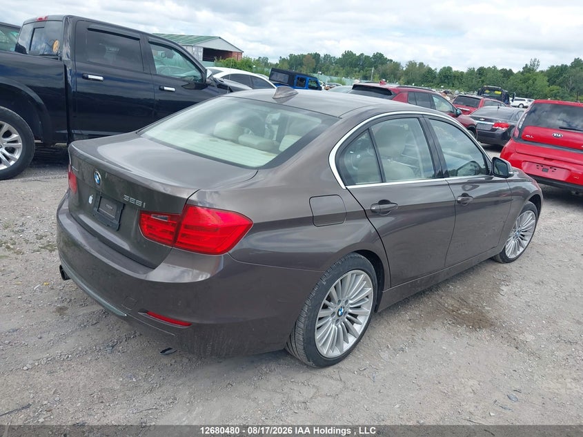 Vin: wba3b3c59dj810465, lot: 3084491, bmw 328i xdrive/xdrive classic line 20134