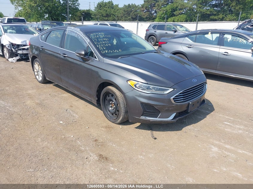 Vin: 3fa6p0pu2kr226564, lot: 3084634, ford fusion energi sel 2019 img_1