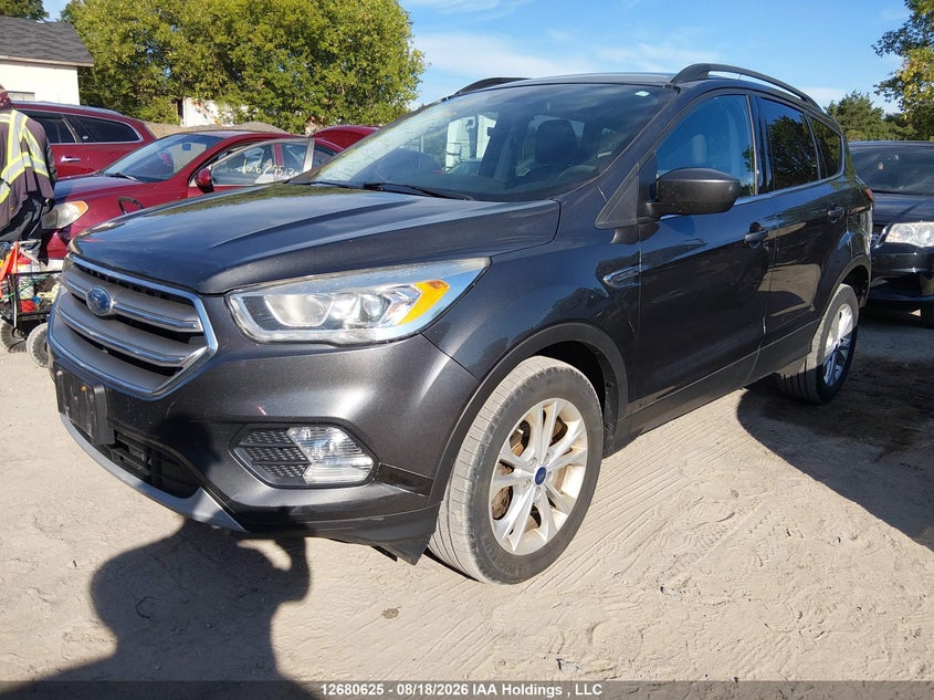 Vin: 1fmcu9gd4hue26742, lot: 3084666, ford escape se 20172