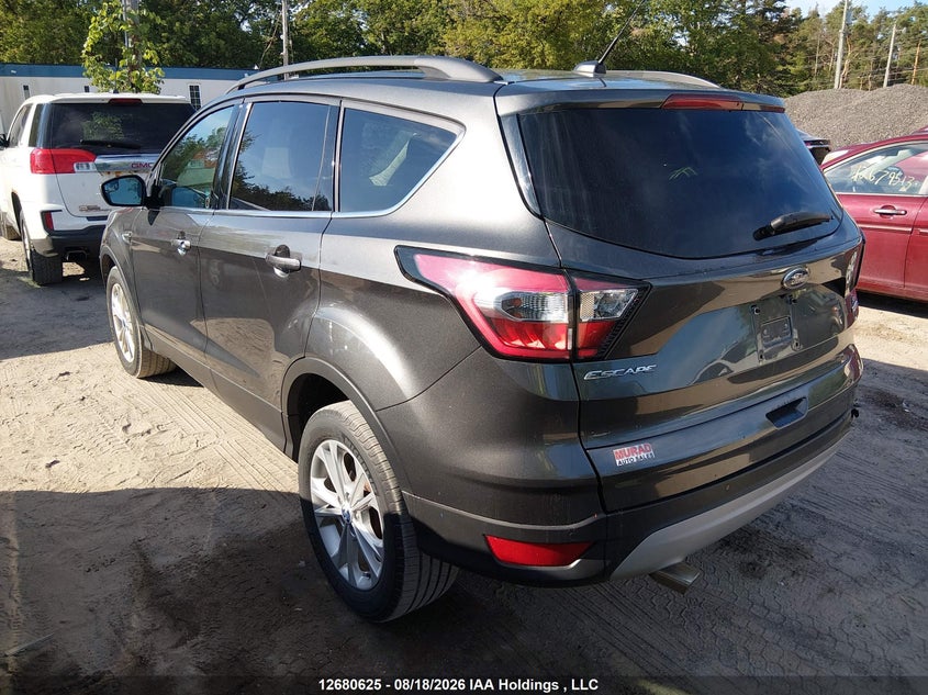 Vin: 1fmcu9gd4hue26742, lot: 3084666, ford escape se 20173
