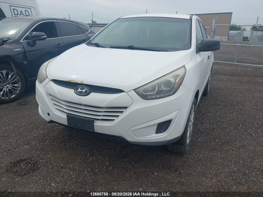 2014 Hyundai Tucson, Right Side, IAAI, VIN KM8JT3AF7EU860554 — photo 2