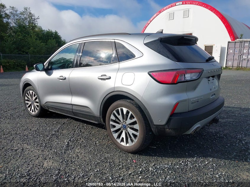 Vin: 1fmcu9dz2mub36574, lot: 3084804, ford escape titanium 20213