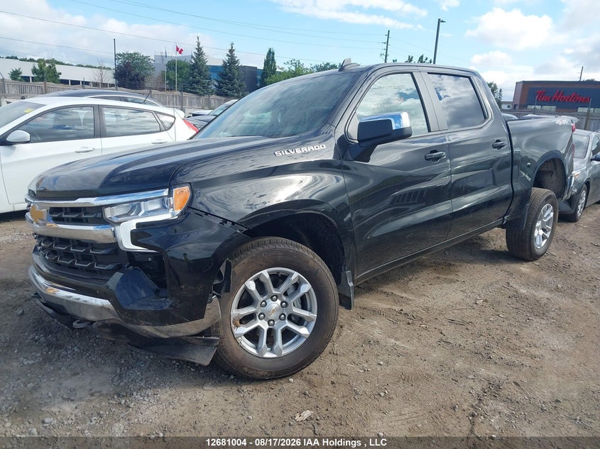 2026 Chevrolet Silverado, Right Side, IAAI, VIN 2GCUKDED7T1208304 — photo 2