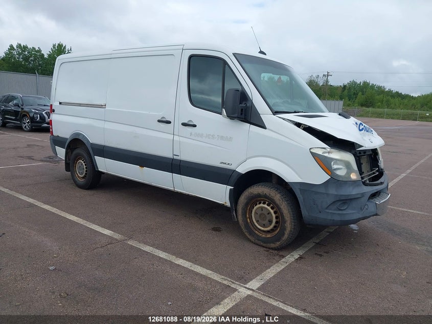 2014 Mercedes-Benz Sprinter 2500 Standard Roof, Удар спереди, IAAI, VIN WD3BE7DC7E5851305