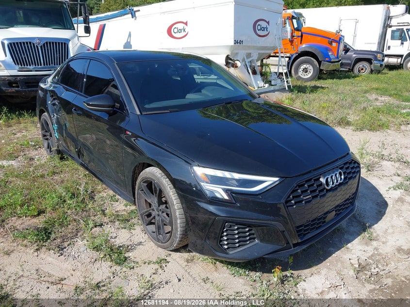 2024 Audi A3 40 Progressiv, Правый бок, IAAI, VIN WAULUCGY1RA076815