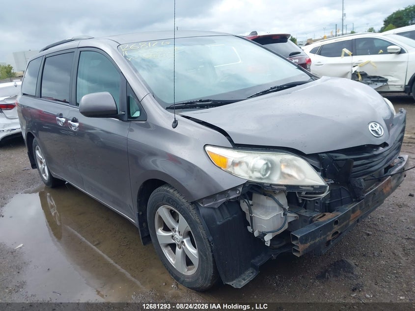 2011 Toyota Sienna V6 7 Passenger, Front, IAAI, VIN 5TDZK3DC6BS128413