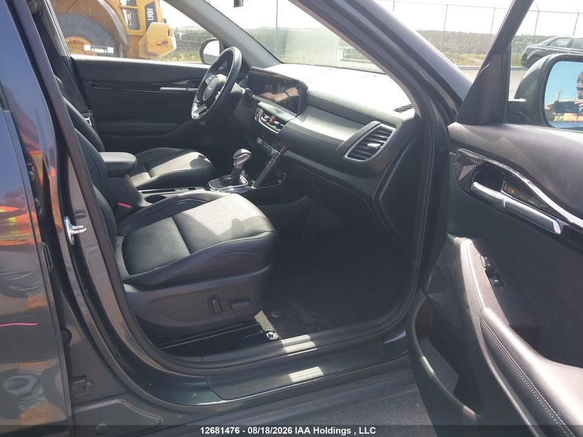 2024 KIA SELTOS EX/EX PREMIUM 2.0L I-4 DOHC, VVT, 146HP