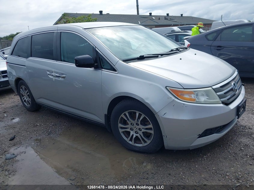 2013 Honda Odyssey Ex, Front, IAAI, VIN 5FNRL5H41DB508116