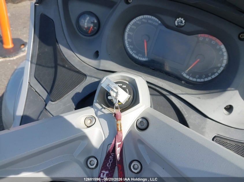 2010 CAN-AM/ BRP SPYDER MOTO 2