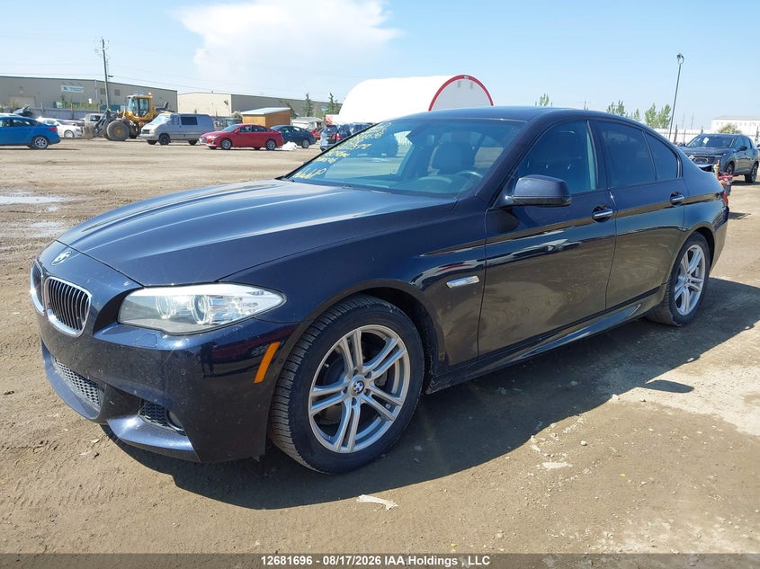 Vin: wbaxh5c52ddw12577, lot: 3085838, bmw 528 xi 20132