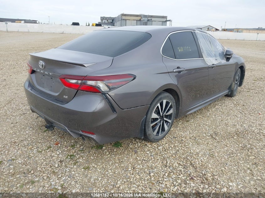 Vin: 4t1g11ak0mu428176, lot: 3085894, toyota camry se 20214