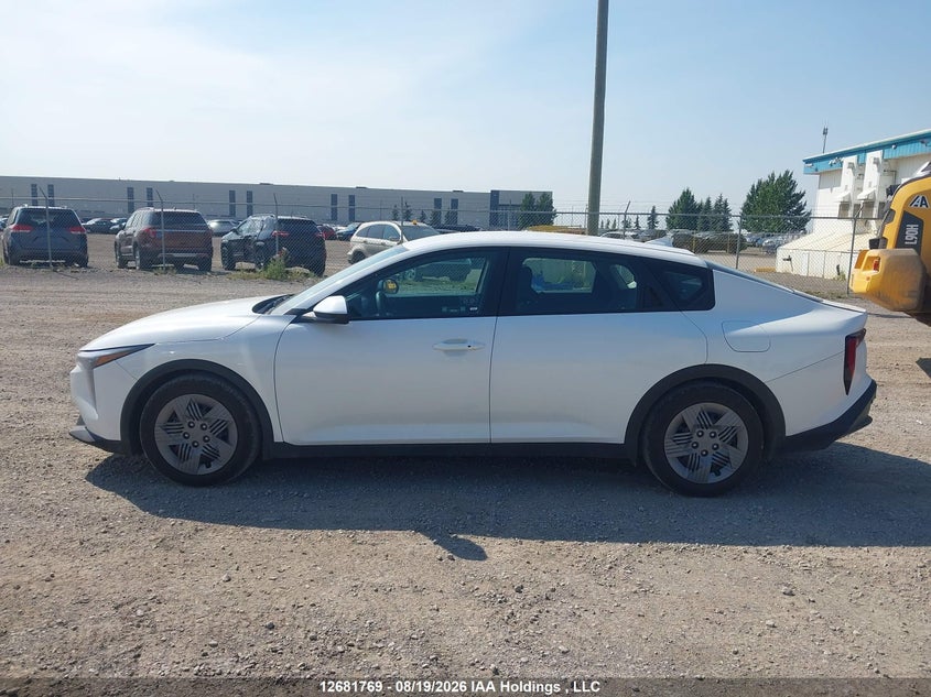 2025 KIA K4 SEDAN 2.0L I-4 DOHC, VVT, 147HP