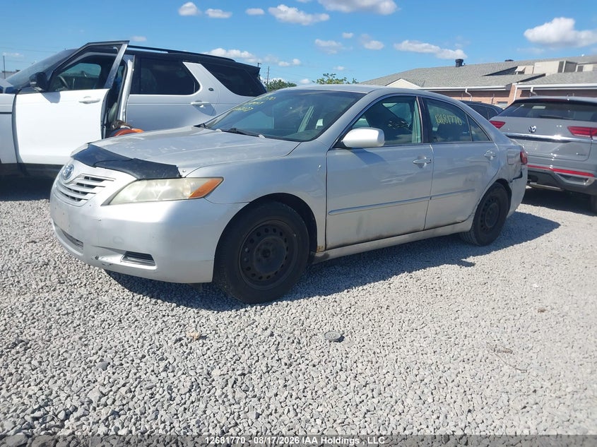 2007 Toyota Camry, Благодійність, IAAI, VIN 4T1BE46K07U622137 — фото 2