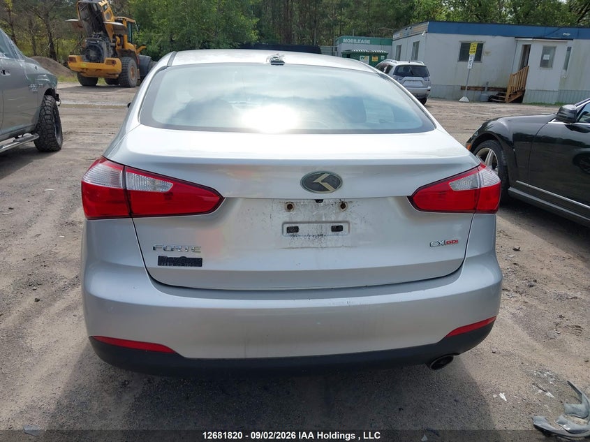 2015 KIA FORTE SEDAN 2.0L I-4 DI, DOHC, VVT, 173HP