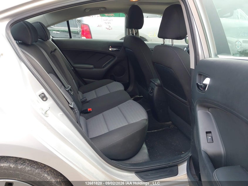2015 KIA FORTE SEDAN 2.0L I-4 DI, DOHC, VVT, 173HP