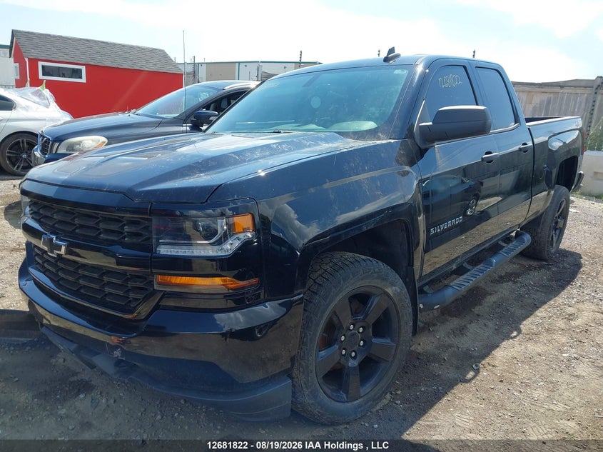 2018 Chevrolet Silverado, Right Side, IAAI, VIN 1GCVKPEC4JZ284483 — photo 2