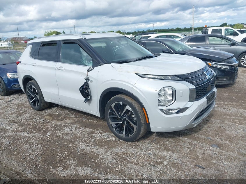2025 Mitsubishi Outlander Phev, Front, IAAI, VIN JA4T5WA93SZ603306