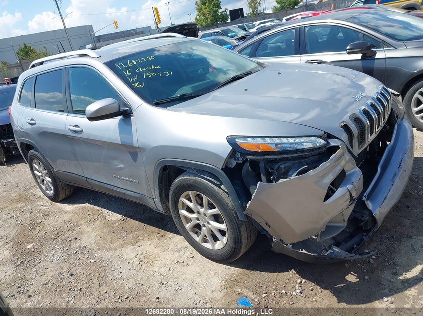 2016 Jeep Cherokee North, Front, IAAI, VIN 1C4PJMCS0GW150231
