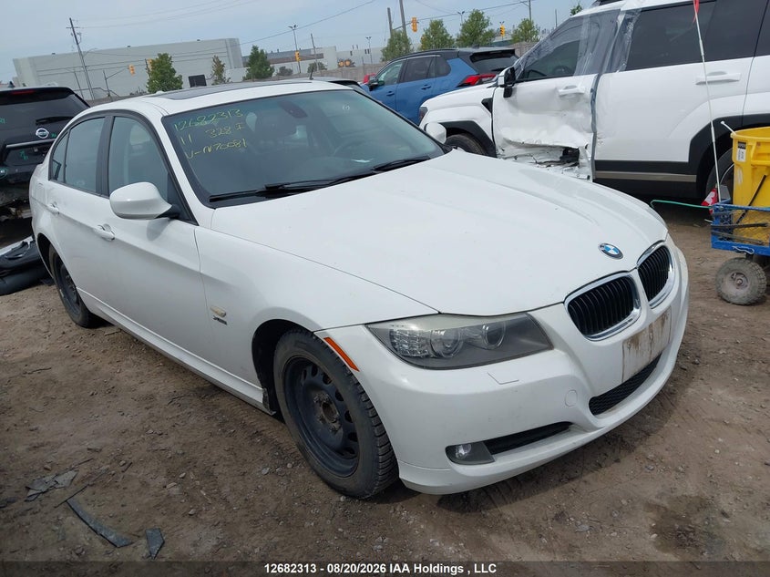 2011 BMW 3 Series, Затопление, IAAI, VIN WBAPK7G55BNN70081
