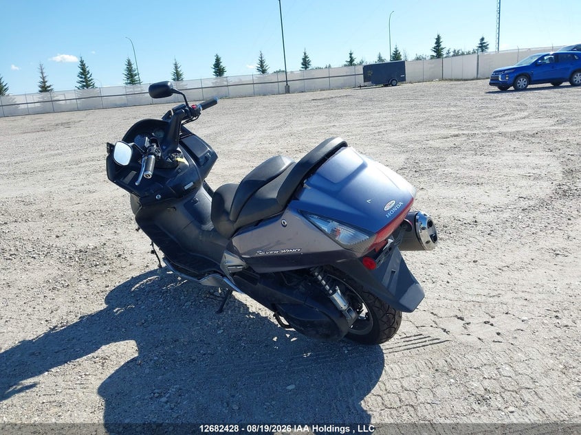 2007 HONDA SILVER WING BIKE 2