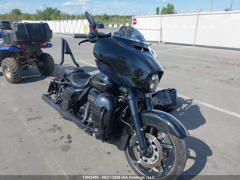 2017 HARLEY-DAVIDSON STREET GLIDE SPORT_BIKE 2