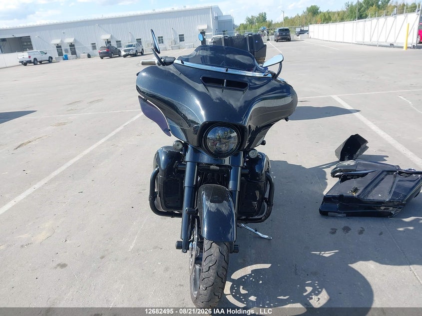 2017 HARLEY-DAVIDSON STREET GLIDE SPORT_BIKE 2