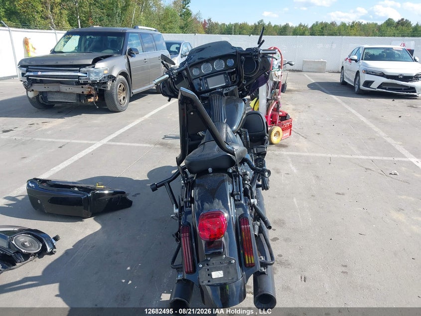 2017 HARLEY-DAVIDSON STREET GLIDE SPORT_BIKE 2