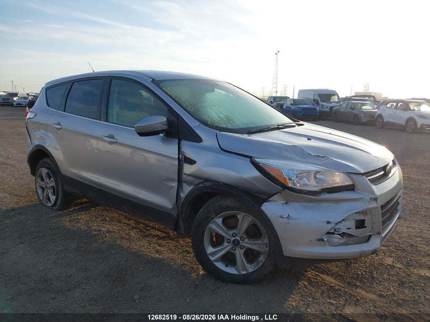 2015 Ford Escape Se, Правый перёд, IAAI, VIN 1FMCU9GX9FUB51845