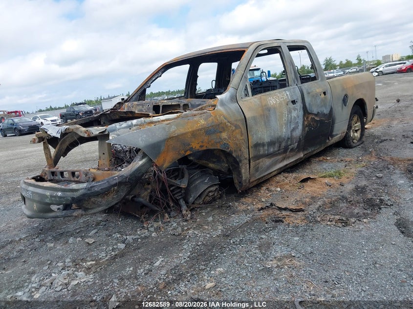 2015 RAM 1500, Полностью сгорел, IAAI, VIN 1C6RR7FT6FS624753 — фото 2
